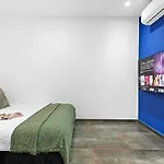 Fresh New Place, Central W Bomb Shelter Right Next To The Beach M3